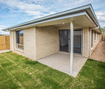 B/L $590 Per week / $2,360 Bond - Photo 4