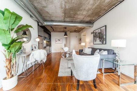 River City I Lofts 51 , #1305 - Photo 4