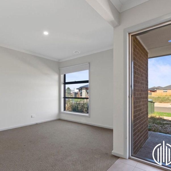 4 Bedroom Home Family Home For Lease In Tarneit! - Photo 1