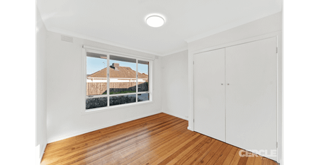 Modern & Low-Maintenance Living in Sunshine West - Photo 5