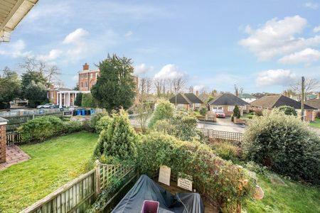 Lassell Court, MAIDENHEAD - Photo 3