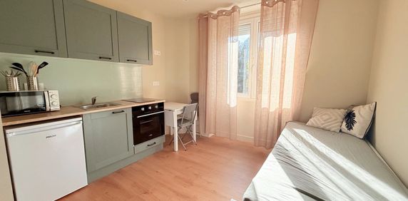 Location Appartement 1 pièces 15 m2 à Saint-Quentin - Photo 2