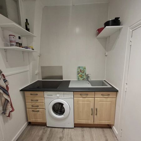 Location Appartement 1 pièces 24 m2 à Compiègne - Photo 4