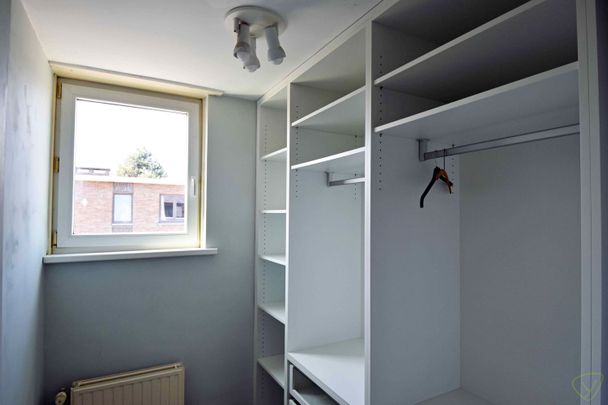Ruim appartement met tuin op wandelafstand van het centrum! - Photo 1