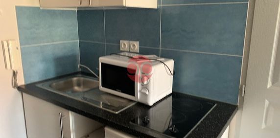 Studio Meublé dans le Quartier de Saint Michel - Photo 2