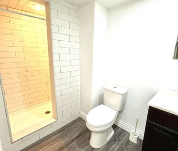 For Lease - 90 Archdekin Drive, Brampton, Ontario - Photo 4