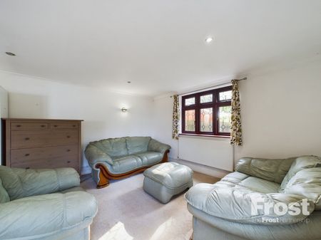 Coppermill Road, Wraysbury, Staines-upon-Thames,TW19 - Photo 3