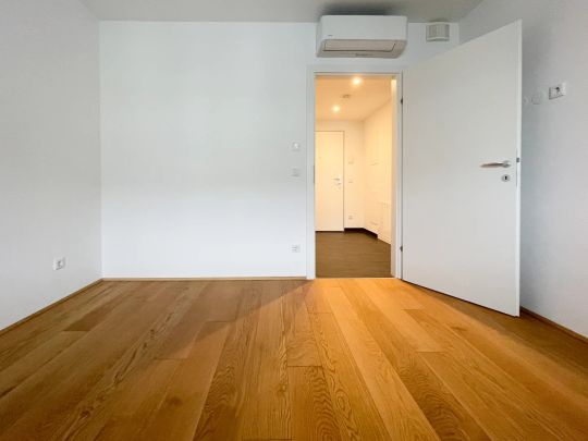 U3 Kendlerstraße: helle ruhige klimatisierte 2-Zimmer-Dachgeschosswohnung mit Loggia/Balkon - Photo 1