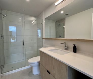 LAKEVIEW: 2 Bdrm at Bertram - Photo 3