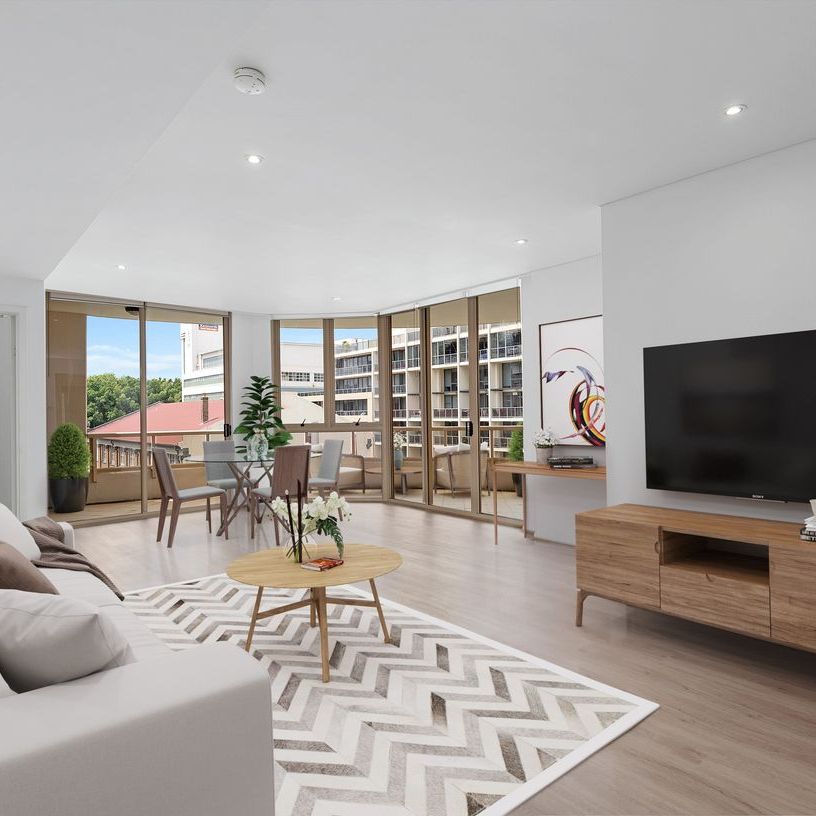 Extra Large Apartment Plus Study - Photo 1