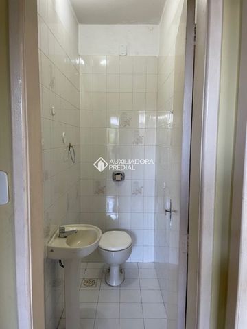 Apartamento com 2 quartos e 77m² para alugar em Partenon, Porto Alegre. - Photo 3