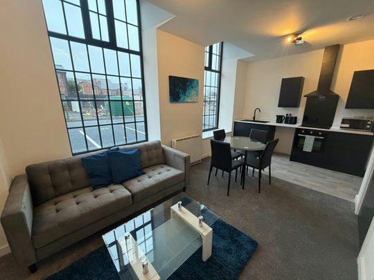 Flat to rent on - Photo 1