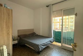 Travessera de Gràcia, Barcelona, Catalonia 08027