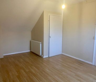 Middle Lane, Epsom, Surrey, KT17 1DP - Photo 6