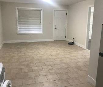 $1800 - 2 bedroom ground level basement suite - Photo 2