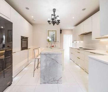 The Ridings, Ealing, W5 - Photo 1