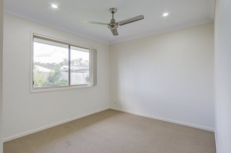 Comfortable Modern Home in Pimpama! - Photo 2