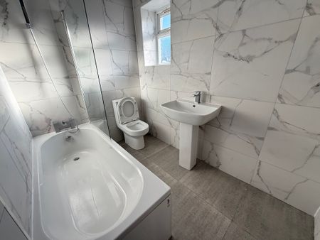 Chetwynd Road, Blakenhall, Wolverhampton - Photo 5