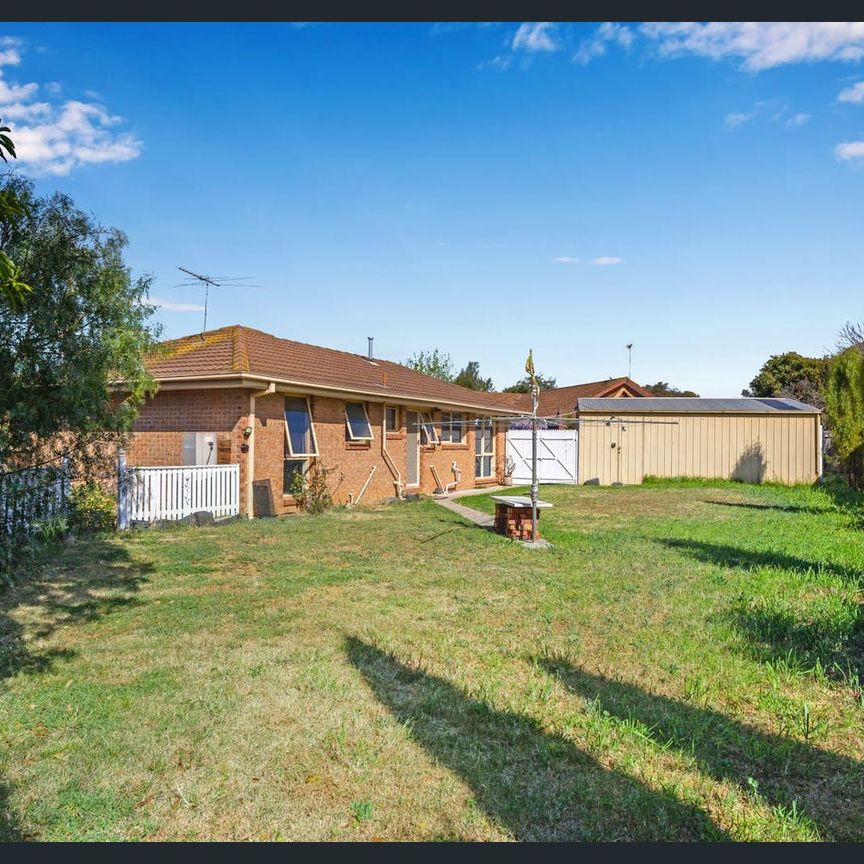 Close To Hoppers crossing Station! - Photo 1