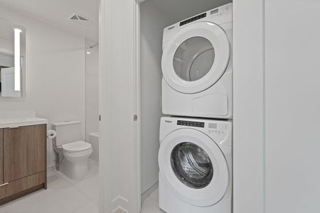 For Lease - 60 Central Park Roadway N/A Unit# 711, Toronto, Ontario - Photo 2