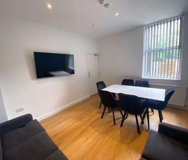 8 bedroom house share to rent - Photo 1