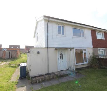 3 bedroom semi-detached house to rent - Photo 4