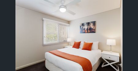 WALK TO EVERYTHING! - Photo 5