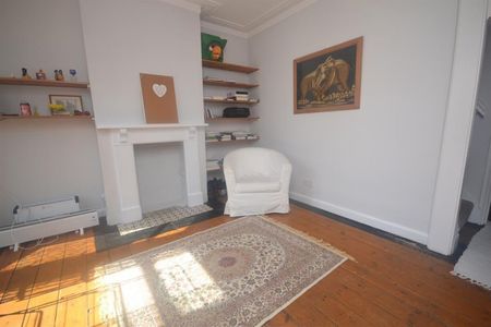 2 bedroom House To Let - Photo 3