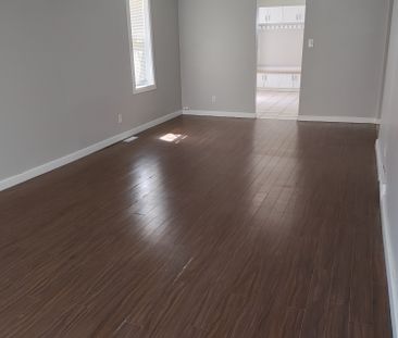 360 OTTAWA 2 BED MAIN FLOOR SUITE - Photo 2