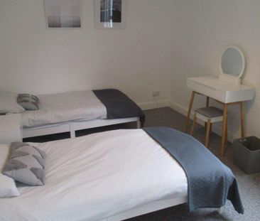 3 bedroom townhouse to rent - Photo 4