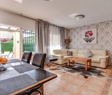 Townhouse in Calahonda - Photo 6