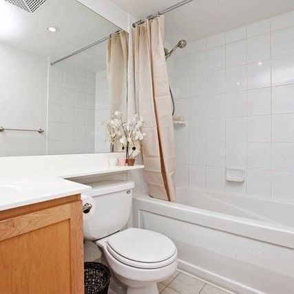 For Lease - 270 Wellington Street Unit# Ph22, Toronto, Ontario - Photo 1