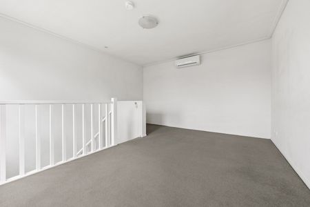 8 Derby Street, Kensington VIC 3031 - Photo 2