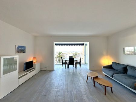 Appt T3 meublé - PORT DE HYERES - VUE MER - Photo 2