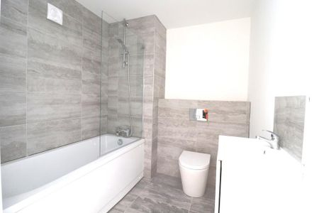 2 bedroom end of terrace house to rent - Photo 4