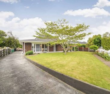 Quiet and friendly 2 bedroom home in great area - Photo 5