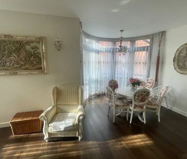 mazowieckie, Warszawa, Aleja Wilanowska - Фото 4