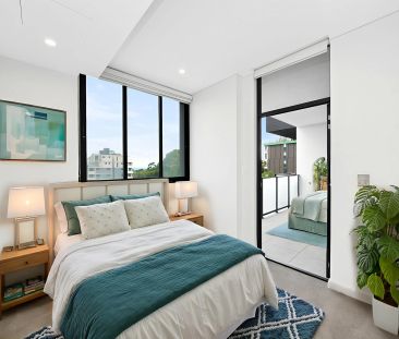 Stunning Two-Bedroom Apartment in the Heart of Ashfield - Photo 5