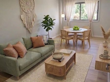 Apartment T2 in São Domingos de Benfica, Lisboa - Photo 4