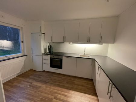 Bastuvägen 21F - Foto 2