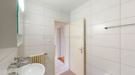 APPARTEMENT ENTIEREMENT RENOVE DE 3½ PIECES - Foto 3