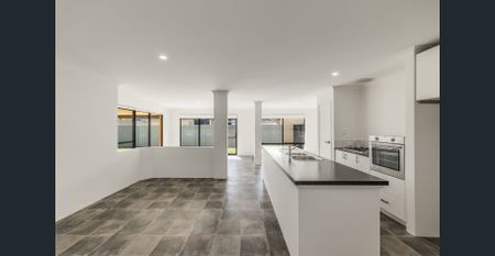 4x2 with Solar Panels & AC! - Photo 5