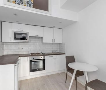 Benwell Road, Islington, London, N7 - Photo 6