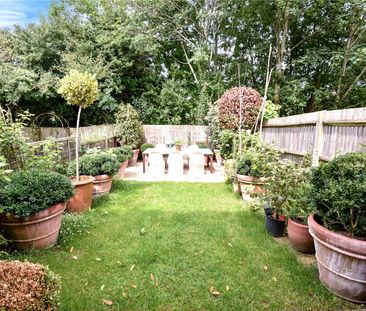 3 bedroom terraced house to rent - Photo 6