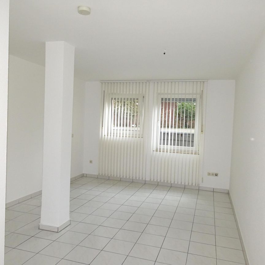 Attraktive 2,5 Raum- Souterrainwohnung ! - Photo 1