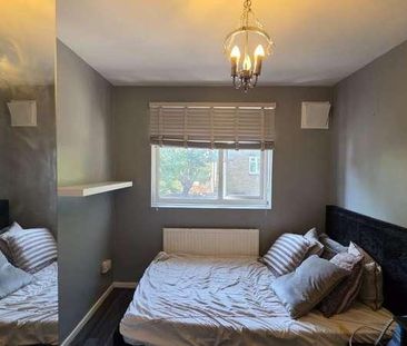 Marriott Road, London, E15 - Photo 2