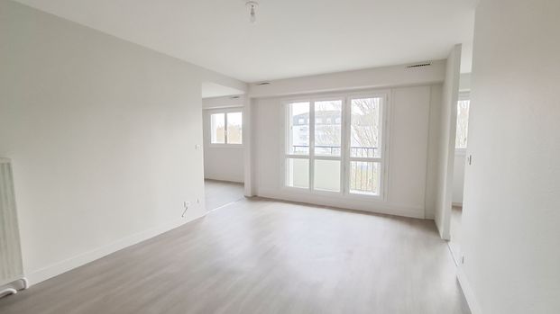 Grand T3 de 73 m² refait à neuf avec double séjour et balcon - Photo 1