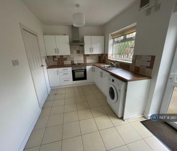 2 bedroom terraced house to rent - Photo 6