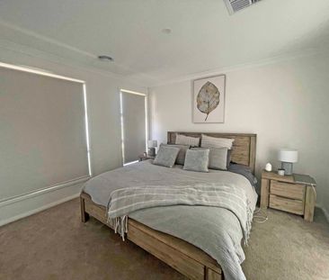 4 Mozart Court, Springdale Heights, NSW 2641 - Photo 1