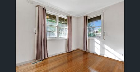 LOVELY 3 BEDROOM FAMILY HOME..... - Photo 3